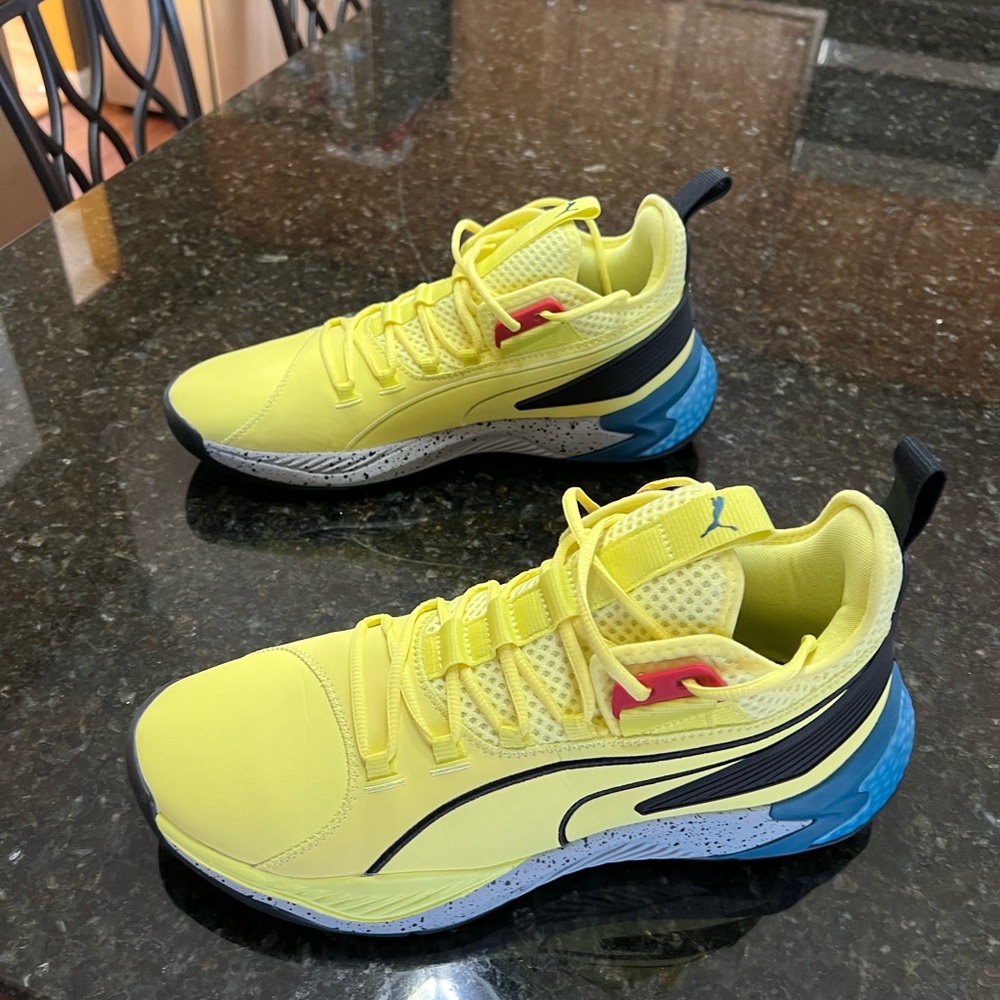 Mens Puma Uproar Spectra Basketball Sneakers